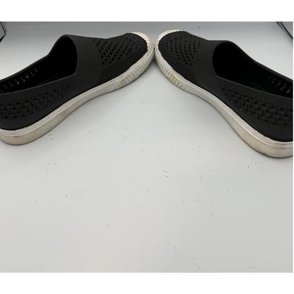 Men's Layers 8 Water Shoes - Size 10.5 - Breathable Mesh Rubber Sole. - Picture 6 of 8